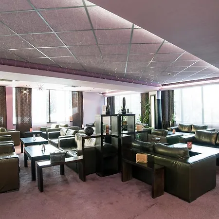 Hotel Belmont &